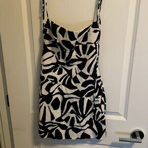 Zara Black & White Patterned  Backless Dress